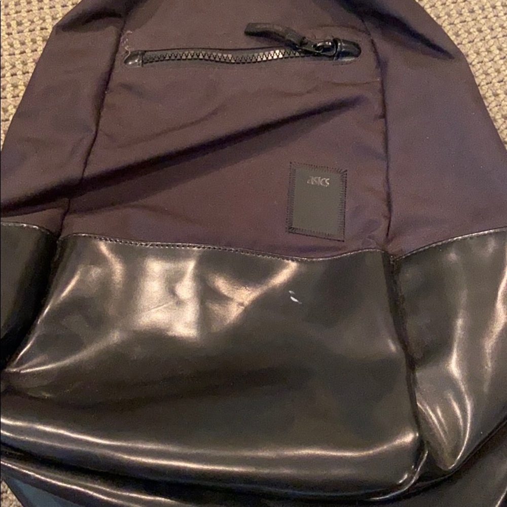 🆕ASICS Black Backpack - Picture 2 of 5